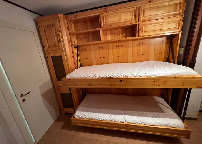 Apartment Limone In *